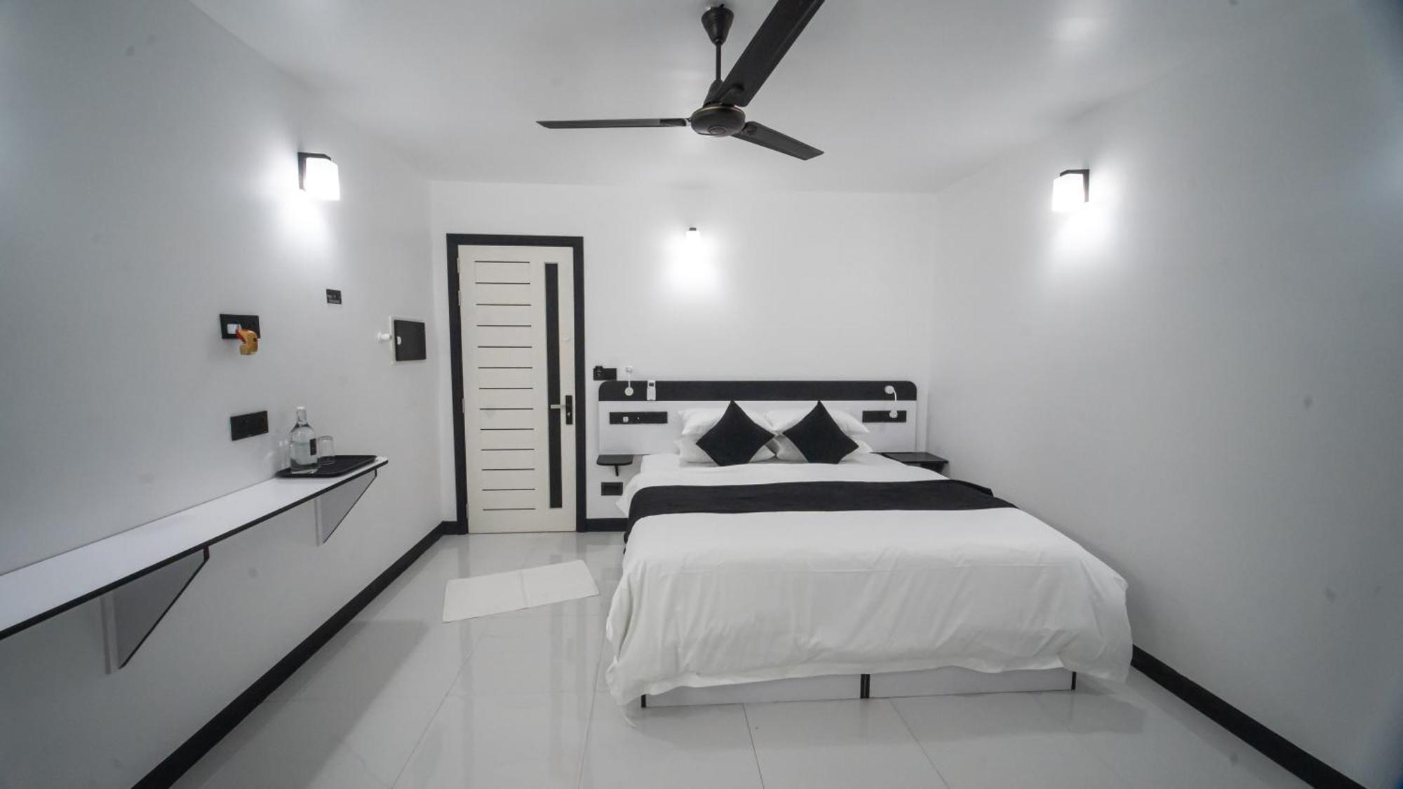 Sunset Beach Stay At Insel Mathiveri Exterior foto