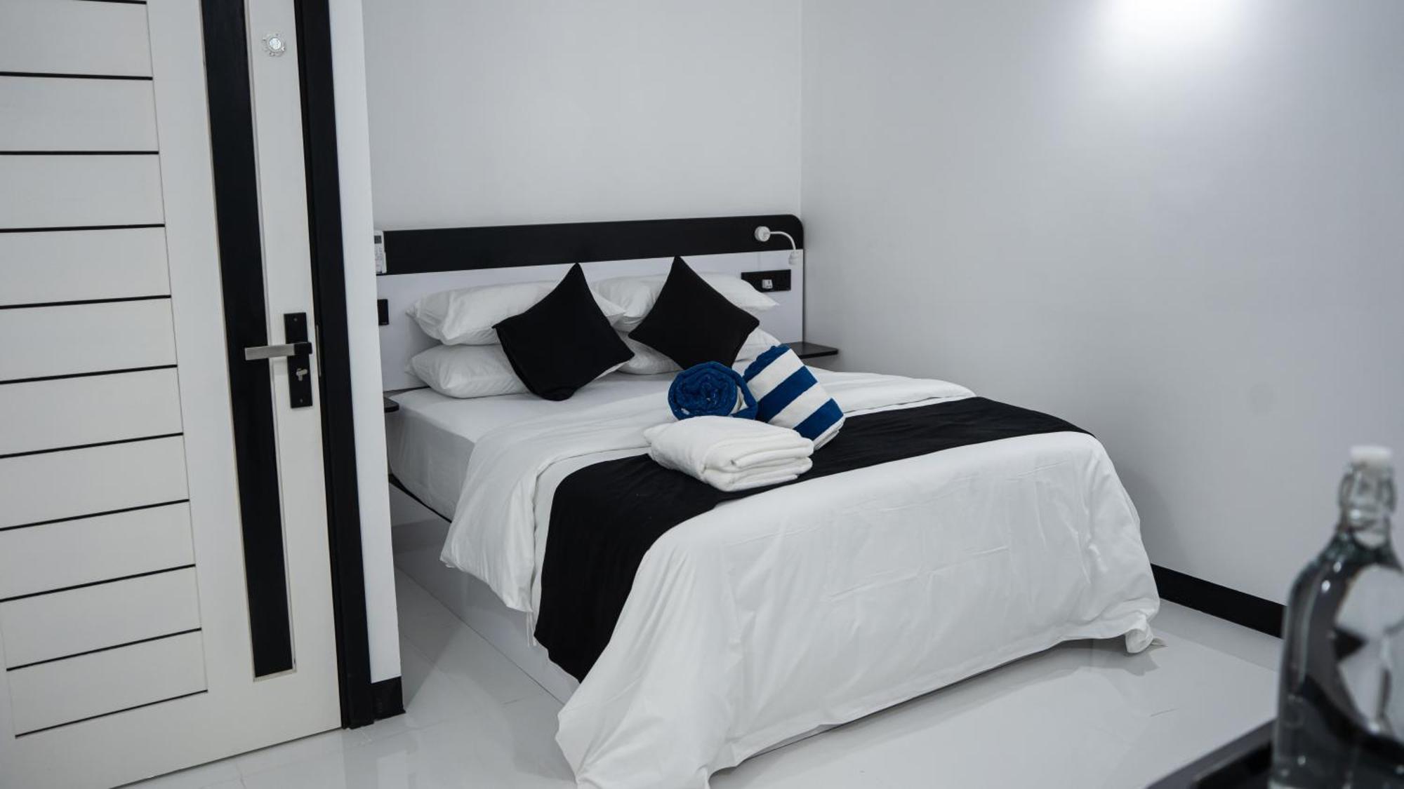 Sunset Beach Stay At Insel Mathiveri Exterior foto